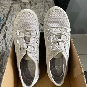 DANSKO Holland suede sneakers, ivory color, size 36 (US 6)